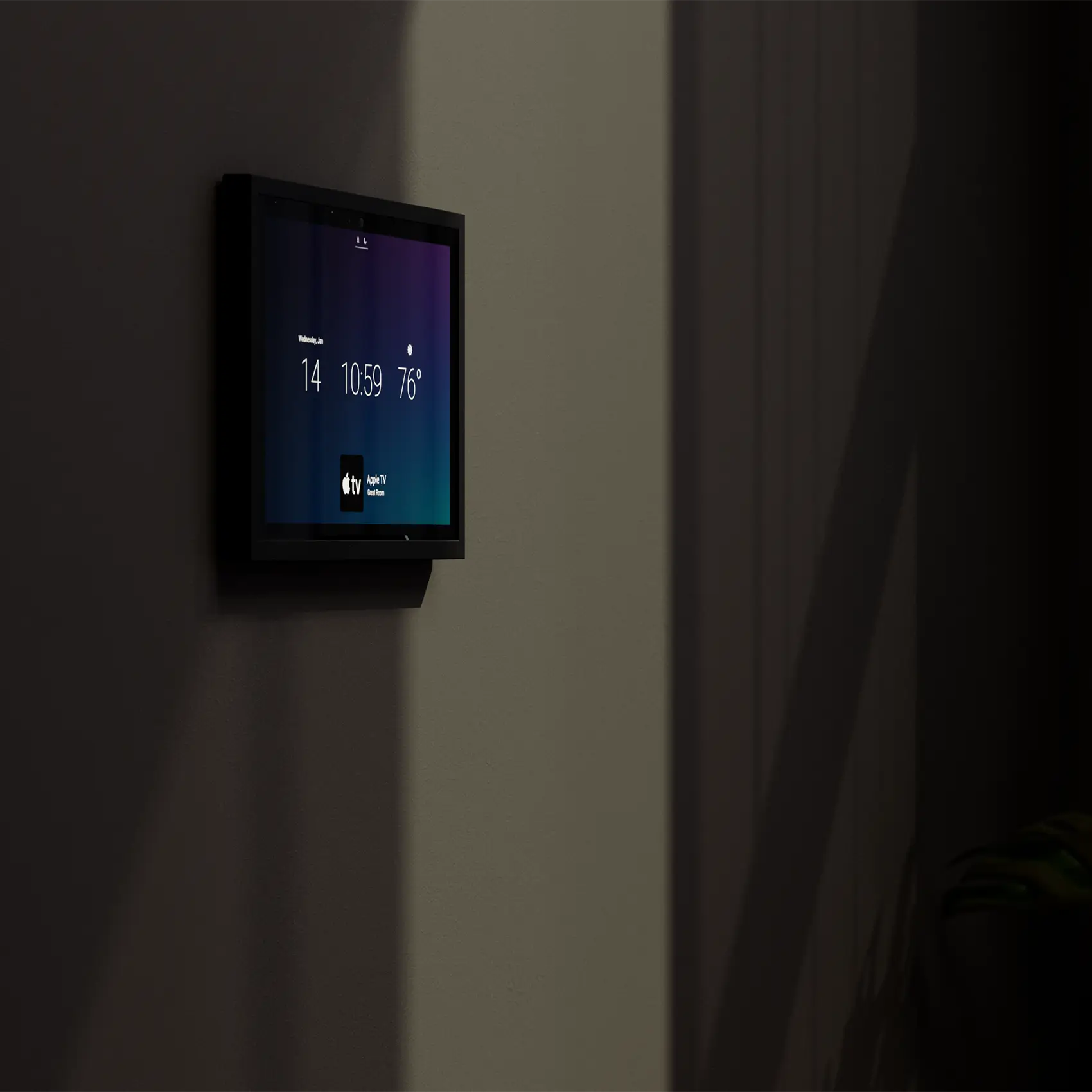 Control4 touchpanel för styrning av smarta hem-funktioner